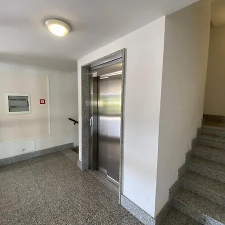 Via Luciano Conti Apartamento *